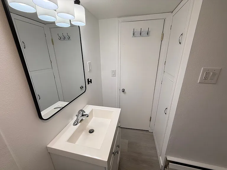 Monroe Apartments! — Photo 12