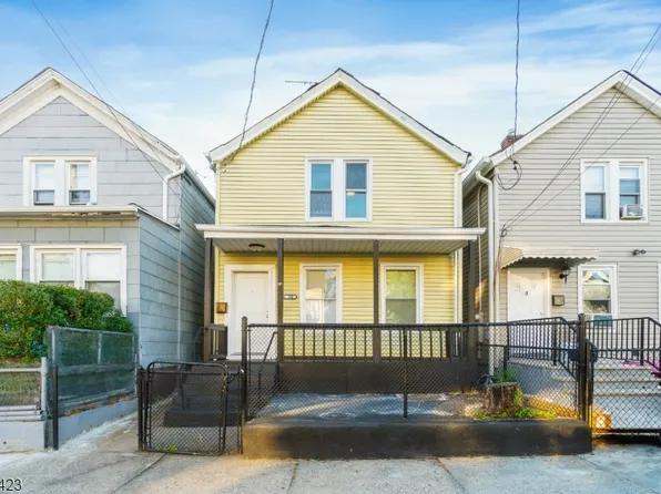 12-14 N York St, Paterson City, NJ 07524