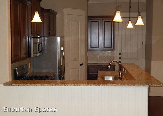 1st image of 408 E Evergreen St