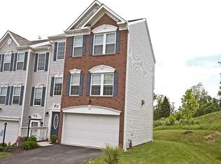 211 Ascot Ct, Coraopolis, PA 15108