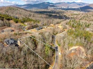 9 Settings Blvd, Black Mountain, NC 28711