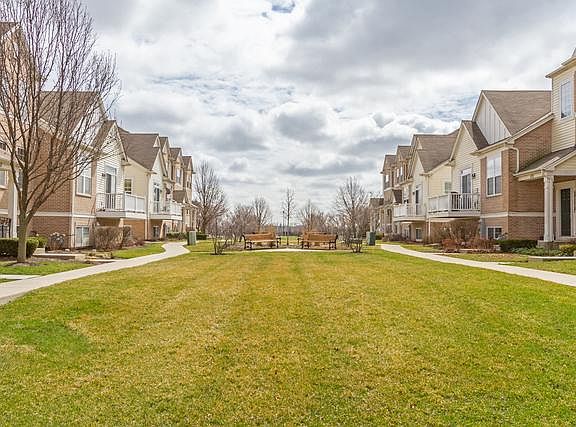 4th image of 1668 Dogwood Ln