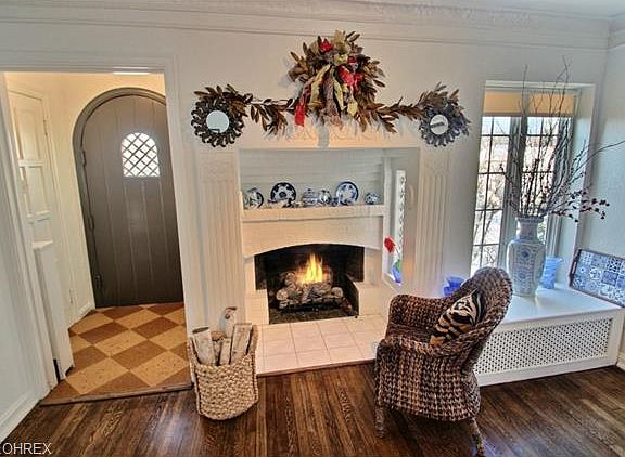 4th image of 23305 Fernwood Dr