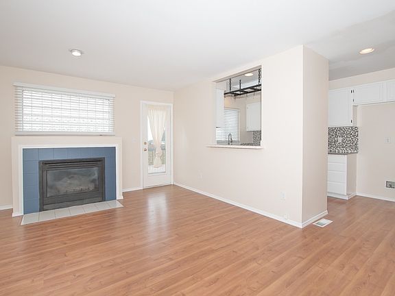 3rd image of 1330 90th Ave NE