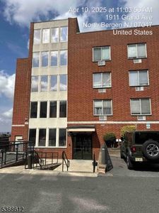 1911 Grand Ave, North Bergen, NJ, 07047