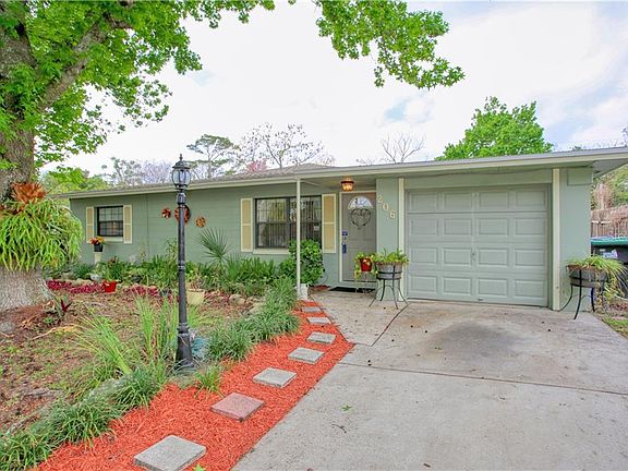 2nd image of 206 S Aurora Dr
