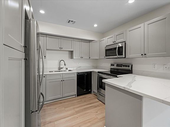 2nd image of 17424 Burbank Blvd #205