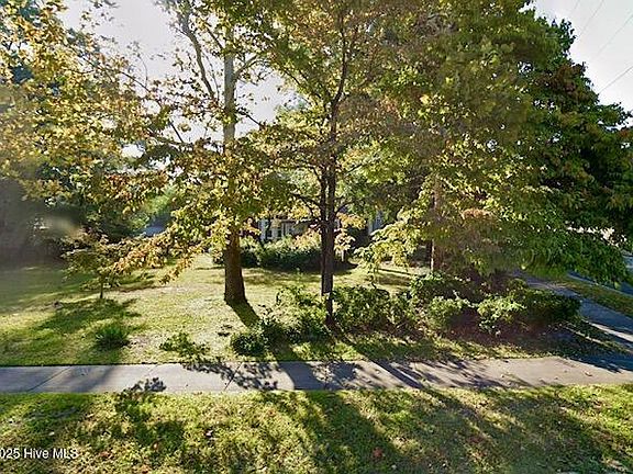 5th image of 2009 Adams St Lot 1