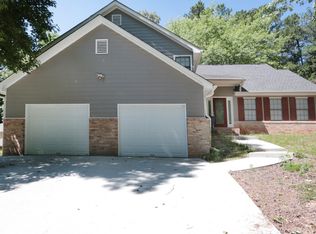 9915 Scarlet Oak Dr, Douglasville, GA 30135