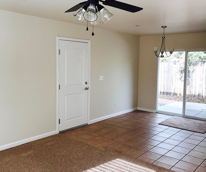 2nd image of 717 N Trigo Ln