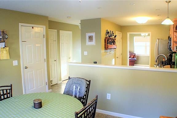3rd image of 146 Frank Dr