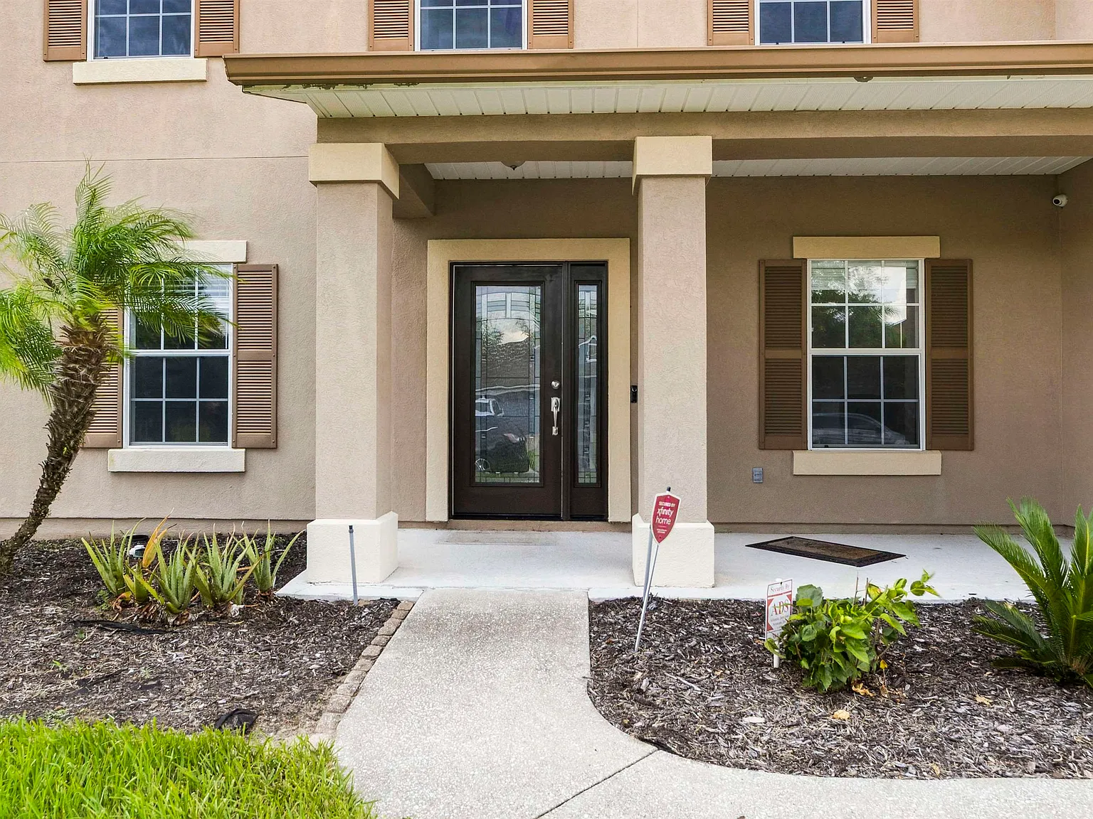 4 bed, 3.5 bath, 3010 sqft, $3,895 — Photo 2