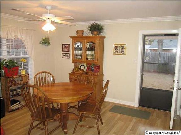 4th image of 962 Tracey Ln