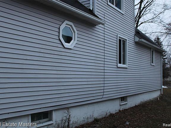 2nd image of 4463 Fairway Dr