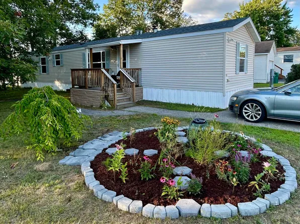 25 WEST Lane, Rochester, NH 03867