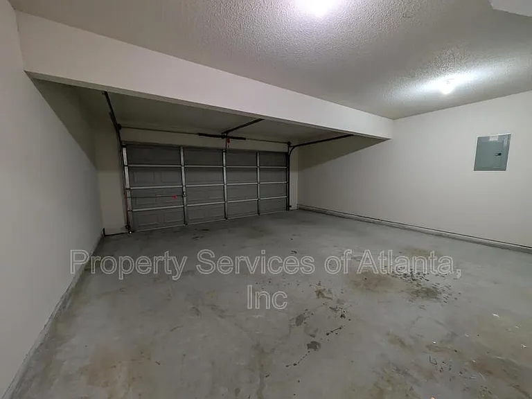 2047 Mulberry Ln — Photo 19
