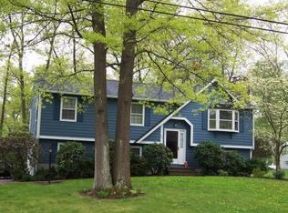 20 Cardinal Dr, Dudley, MA 01571