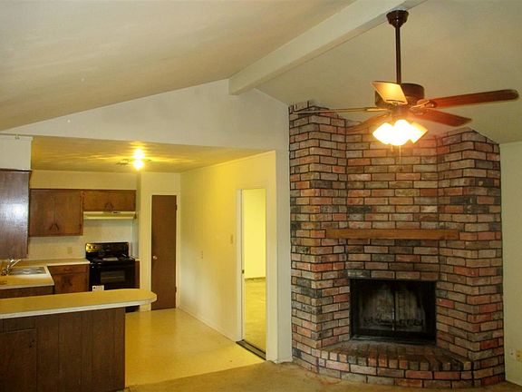 3rd image of 9685 Shepherd Dr