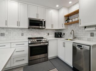 450 Obed Ave, Saanich, BC V9A 1K5