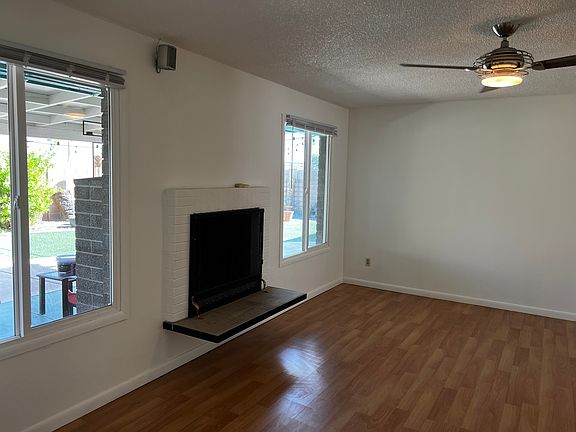 5th image of 108 E Pebble Beach Dr