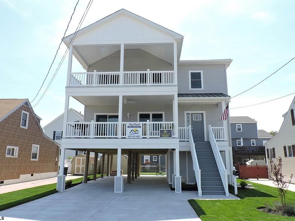 1st image of 231 N Oxford Ave