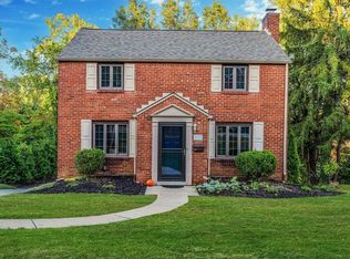 1010 Greenlawn Dr, Pittsburgh, PA 15216