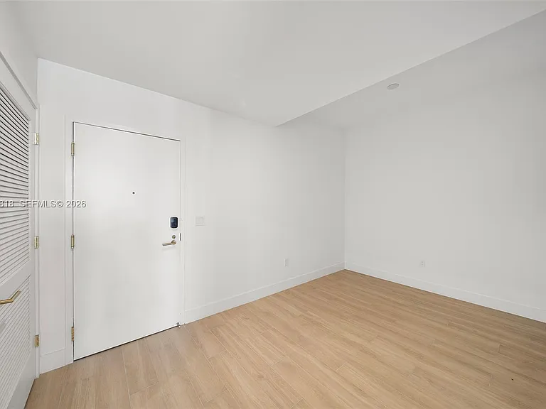 90 NE 32nd St #203 — Photo 19
