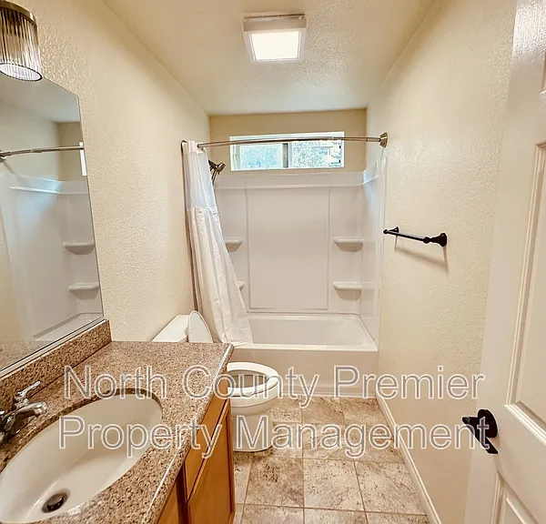 2360 Paseo De Laura #35 — Photo 11