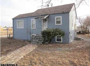 1302 E 12th St, Scottsbluff, NE 69361