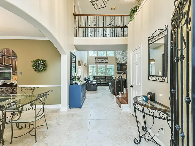 20319 Umber Oak Ct — Photo 11