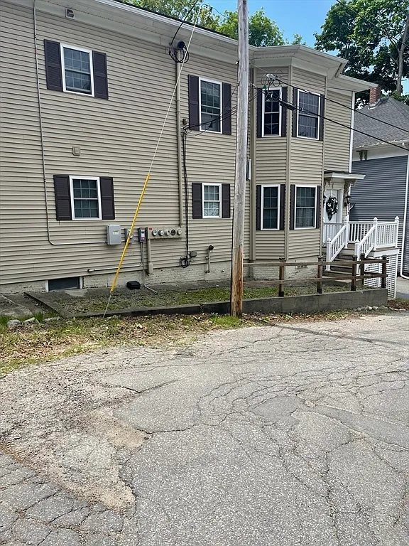 3 bed, 2.0 bath, 1200 sqft, $2,450 — Photo 2