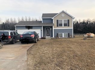 7571 Mountain Pine Dr NE, Cedar Springs, MI 49319