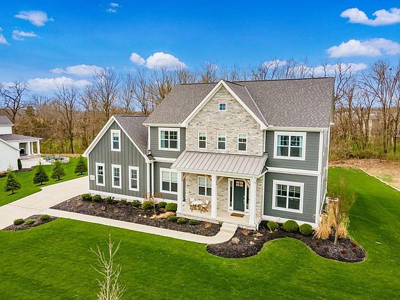 3rd image of 1837 Liberty Bluff Dr