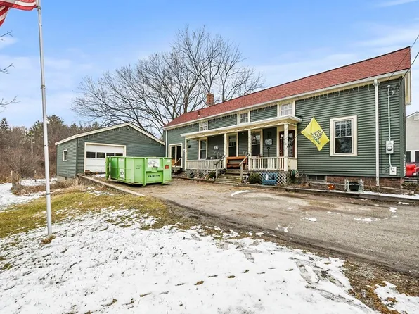 36 Heald St, Pepperell, MA 01463