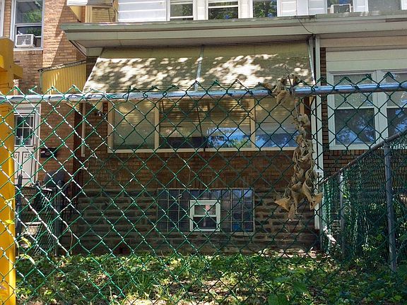 2nd image of 1631 E Cheltenham Ave