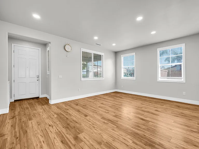 14297 Goose St — Photo 2