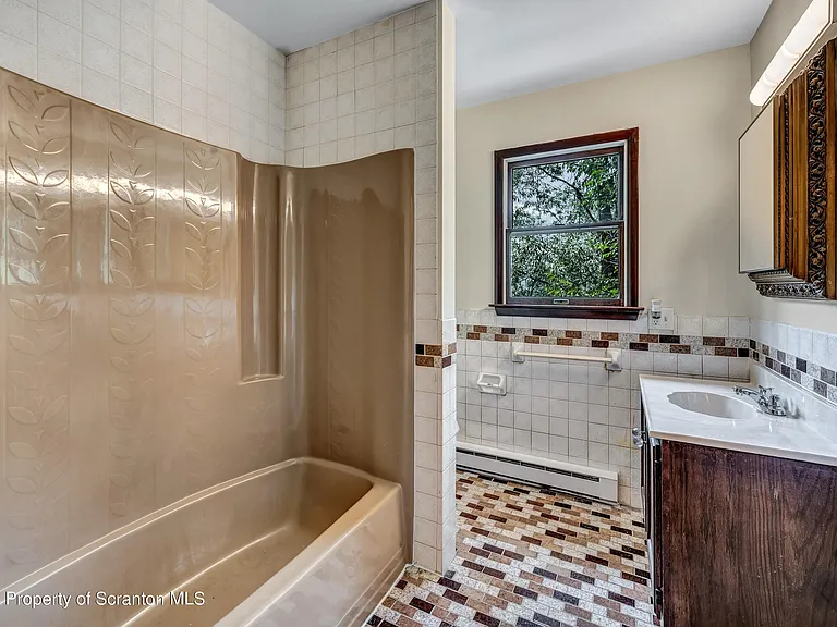 815 Fig St — Photo 12
