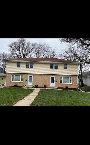2128 S 46th Ave — Photo 1
