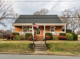 413 W Kime St, Burlington, NC 27215