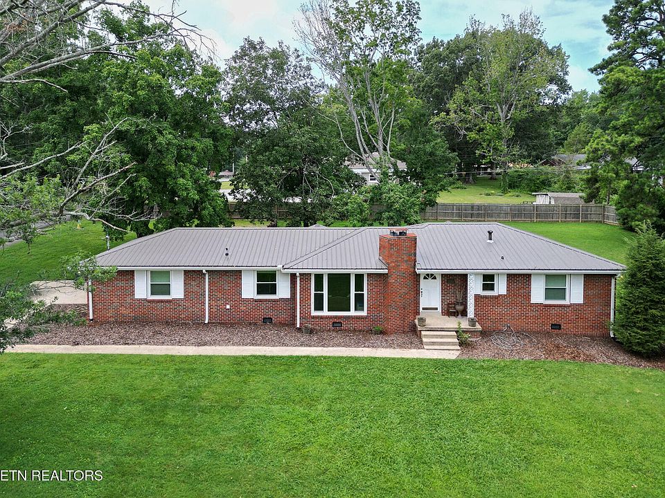 1st image of 112 S Hummingbird Ln