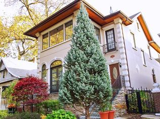 3925 W Eddy St UNIT 2, Chicago, IL 60618