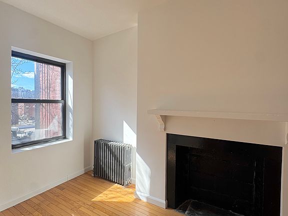 5th image of 60 W 8th St #5D