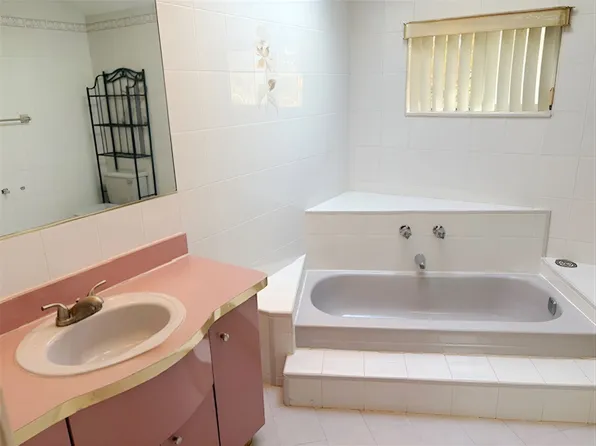 14 Monterey Avenue image 14 of 23