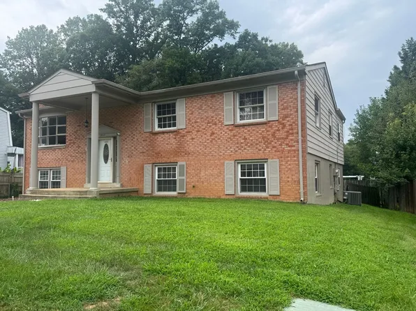 13111 Kurtz Rd, Woodbridge, VA 22193