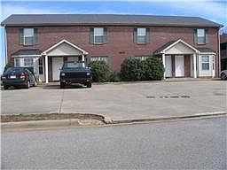 1st image of 3865 Northeast Dr APT C