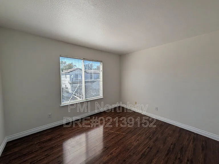 5052 Gothic Ct — Photo 17