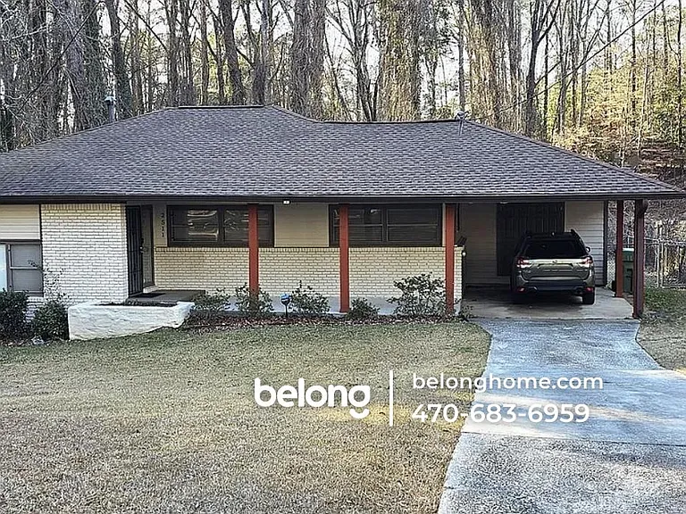 2511 Susan Ln SW — Photo 1