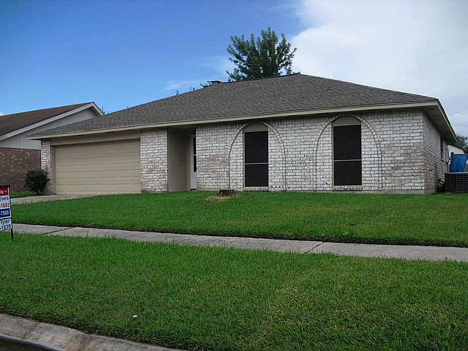 1st image of 8415 Ashwyne Ln