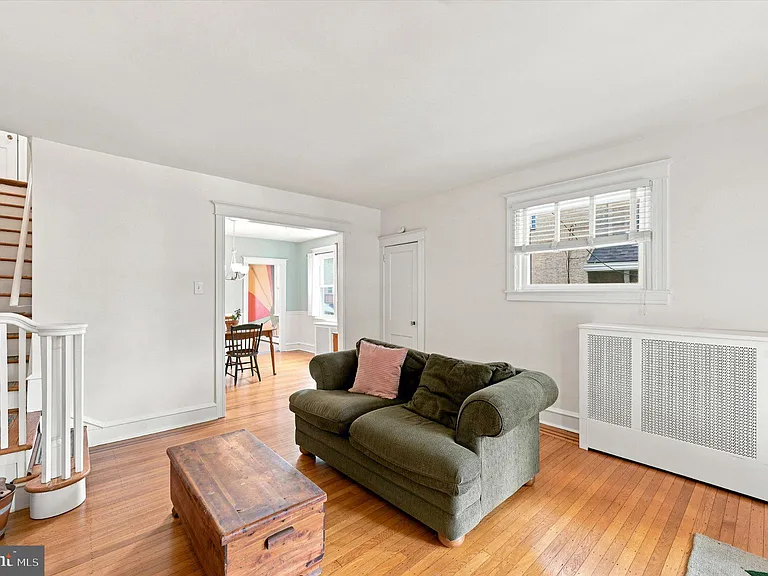610 Woodcrest Ave — Photo 4