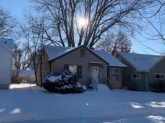 3rd image of 1878 Orange Ave E